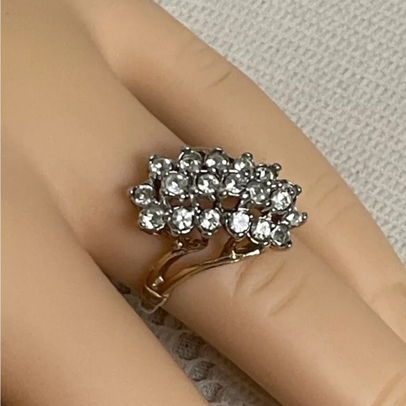 Vintage Waterfall Rhinestone Cluster Cocktail Ring 18K Gold Plate Size 61/4 - Picture 1 of 7